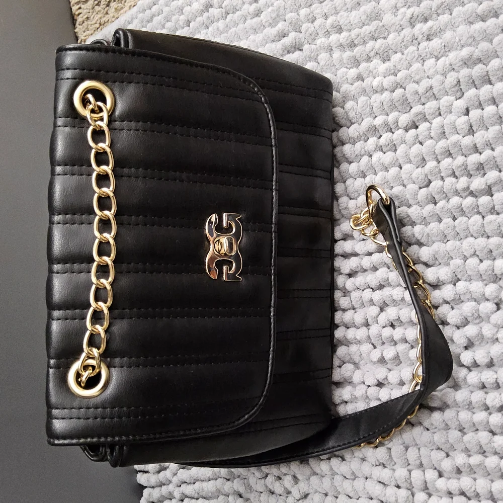 NWOT Gilda Paria  Black Crossbody Bag - Picture 10 of 11